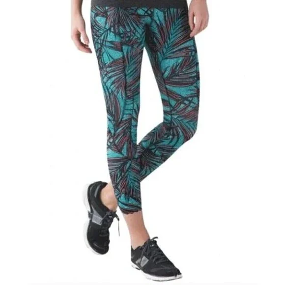 Lululemon Tigh Stuff Tight Palm Lace Tofino Teal Womens Size 4 Leggings scallop - Picture 2 of 14